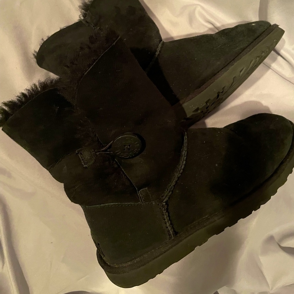 Black Ugg Boots
